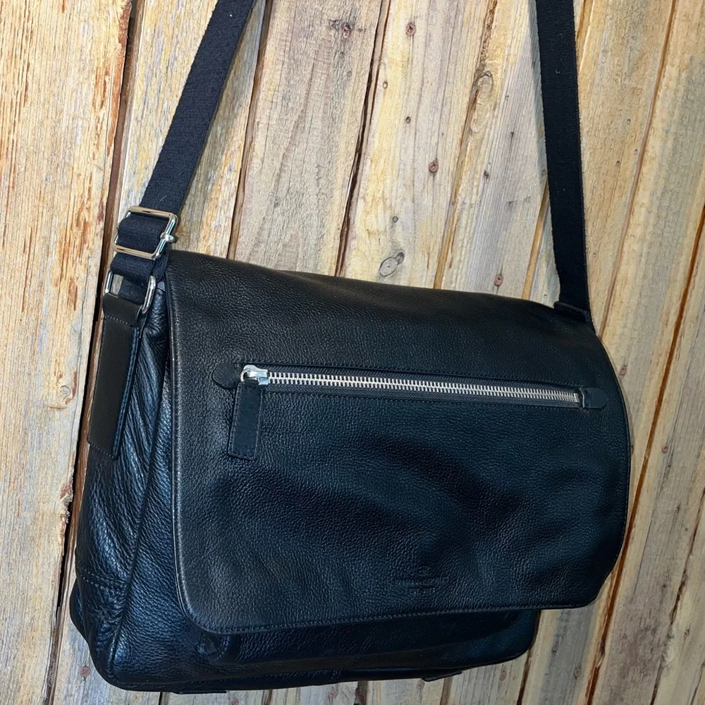Banana Republic Black Leather Laptop bag